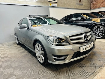 Used Mercedes-Benz C Class 2014 for sale - 78889577: Photo