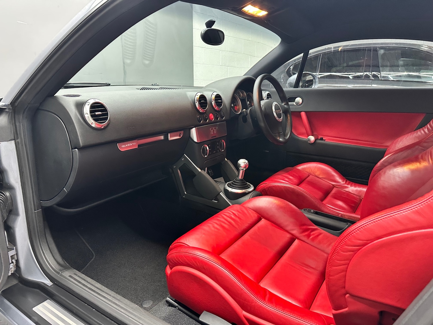 Used Audi TT 2004 for sale - 77358283: Photo 21