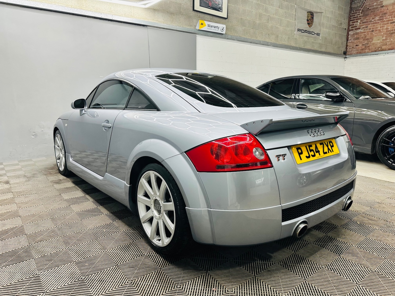 Used Audi TT 2004 for sale - 77358283: Photo 24