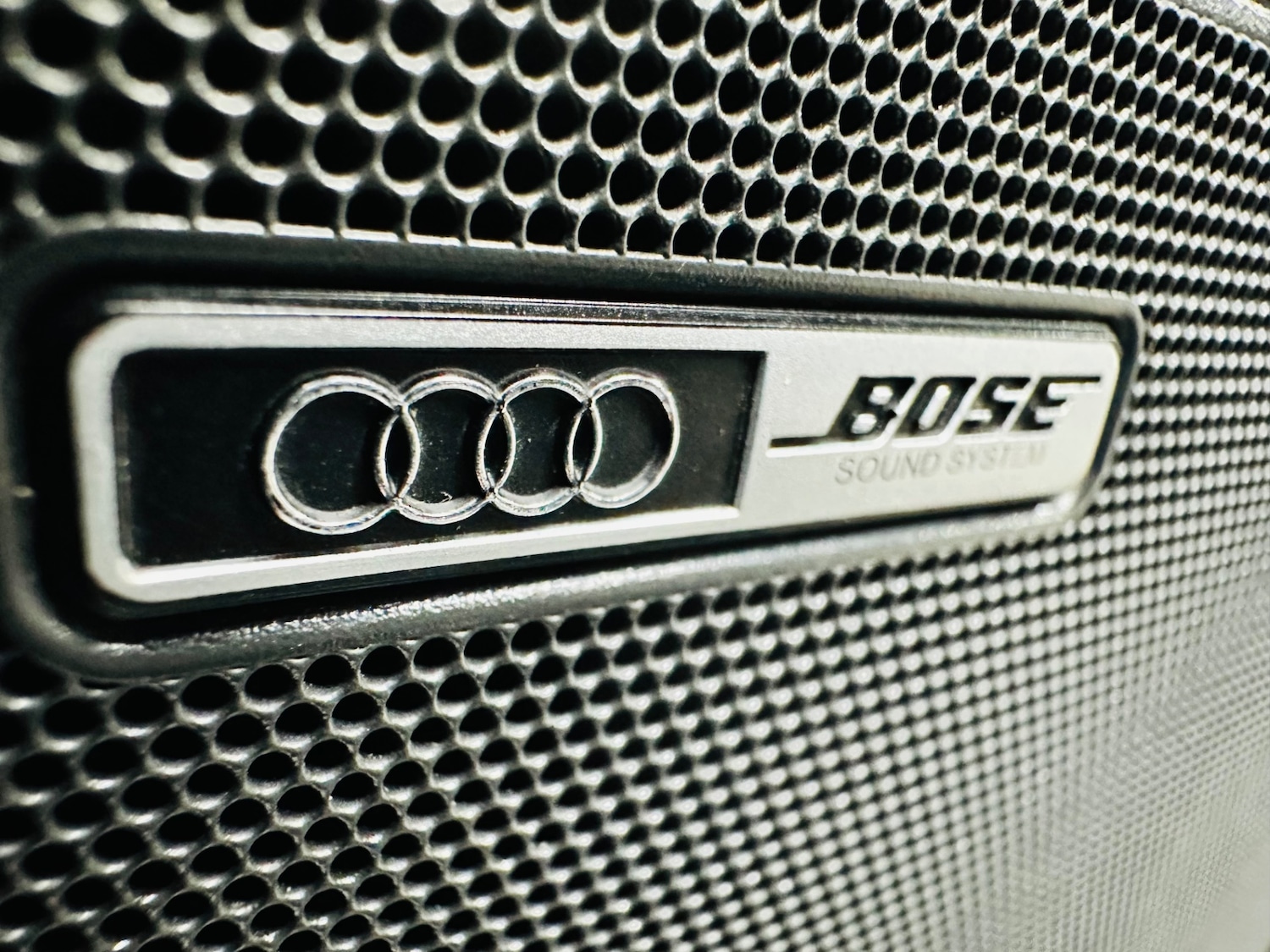 Used Audi TT 2004 for sale - 77358283: Photo 9