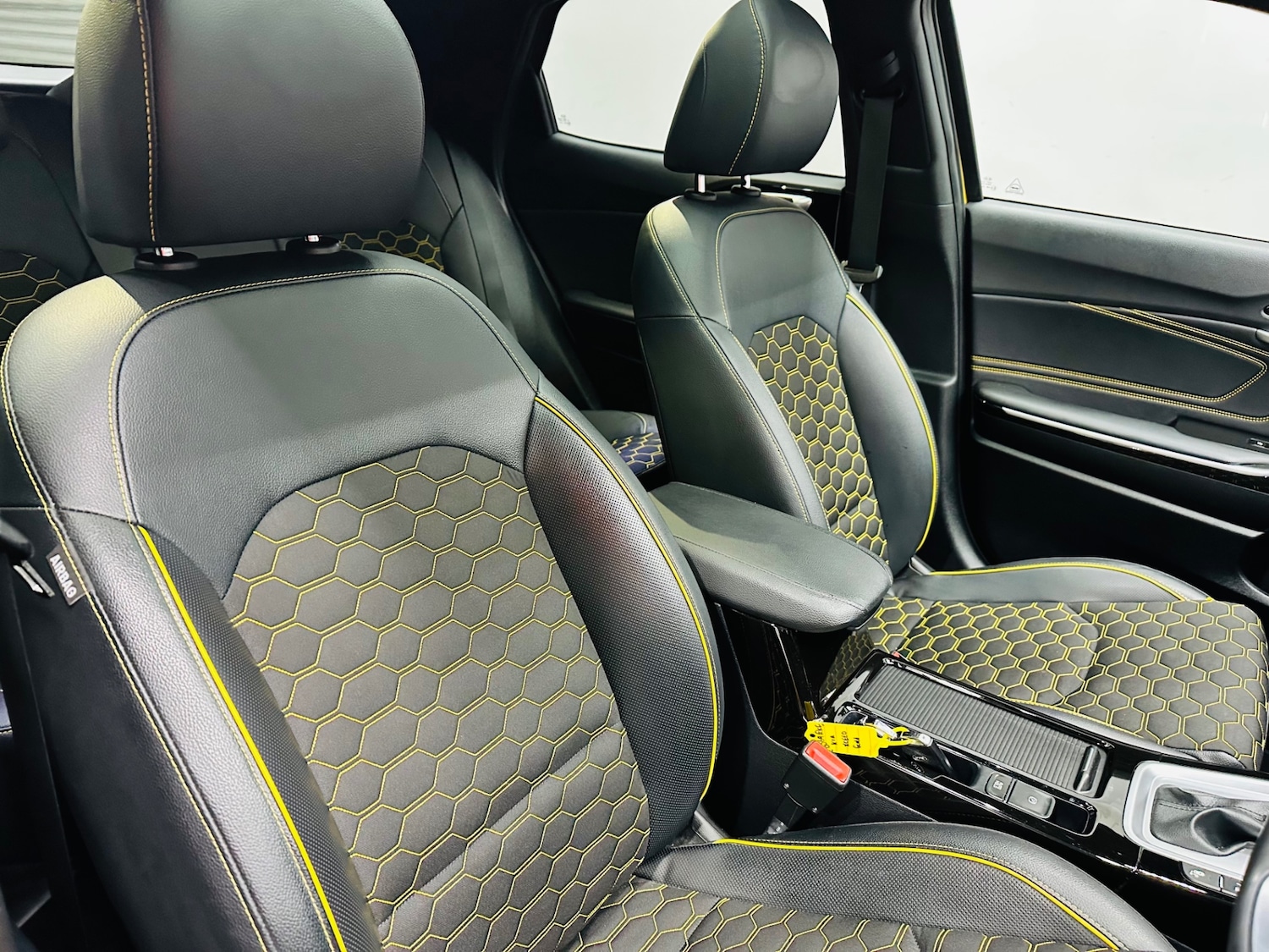 Used Kia XCeed 2019 for sale - 76547617: Photo 23