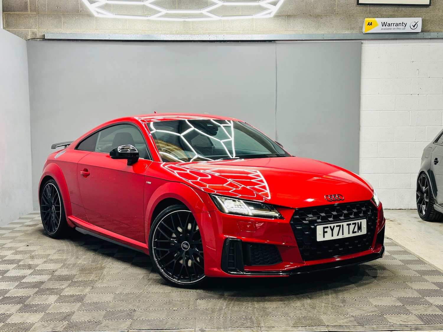 Used Audi TT 2021 for sale - 78149940: Photo 2