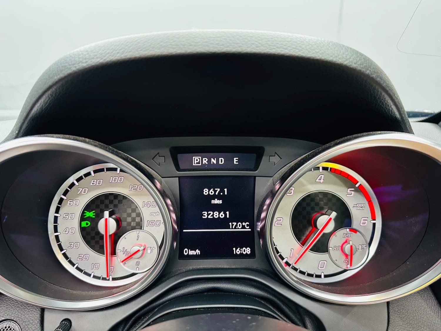 Used Mercedes-Benz SLK 2015 for sale - 76058217: Photo 15