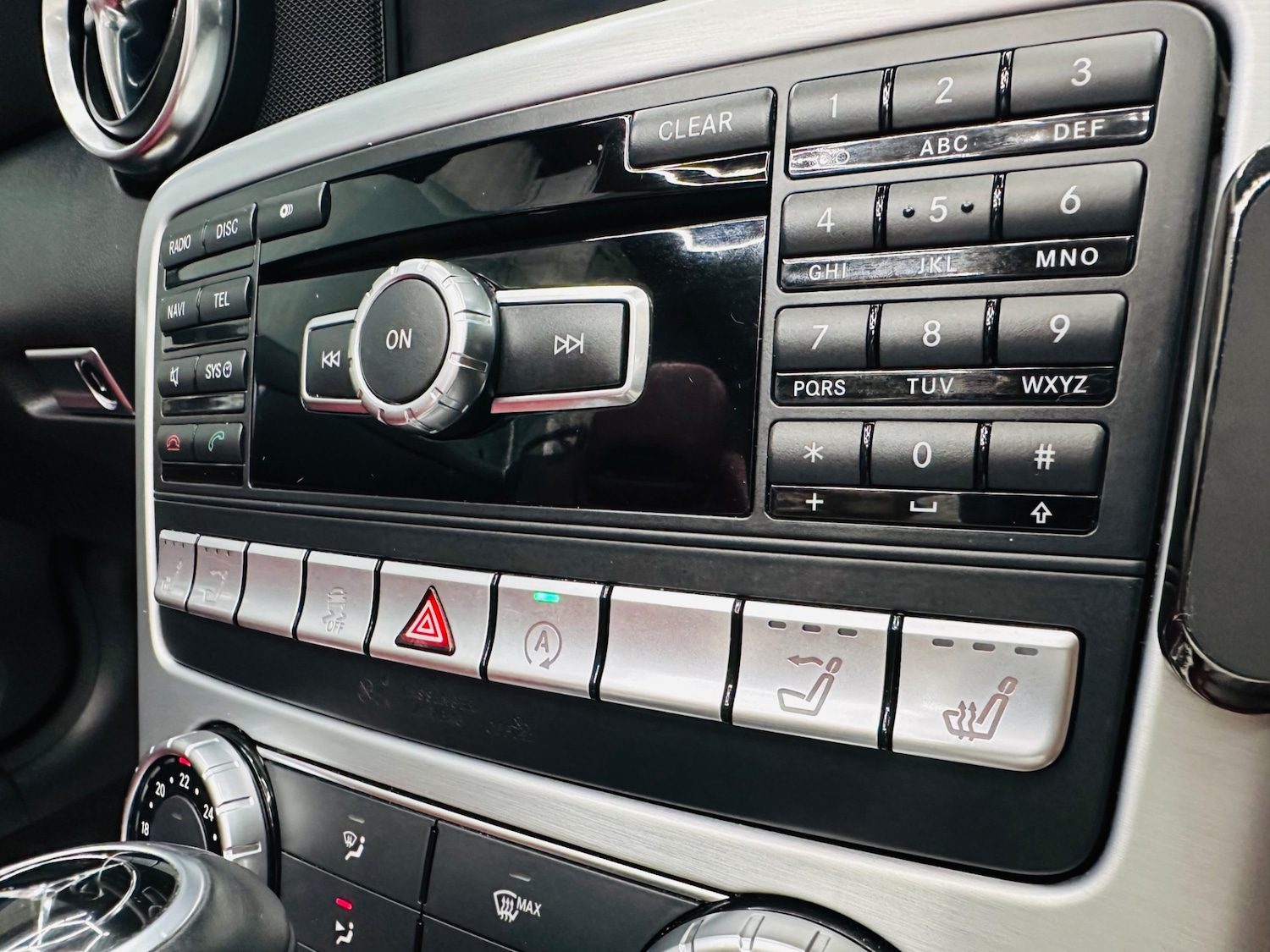 Used Mercedes-Benz SLK 2015 for sale - 76058217: Photo 16