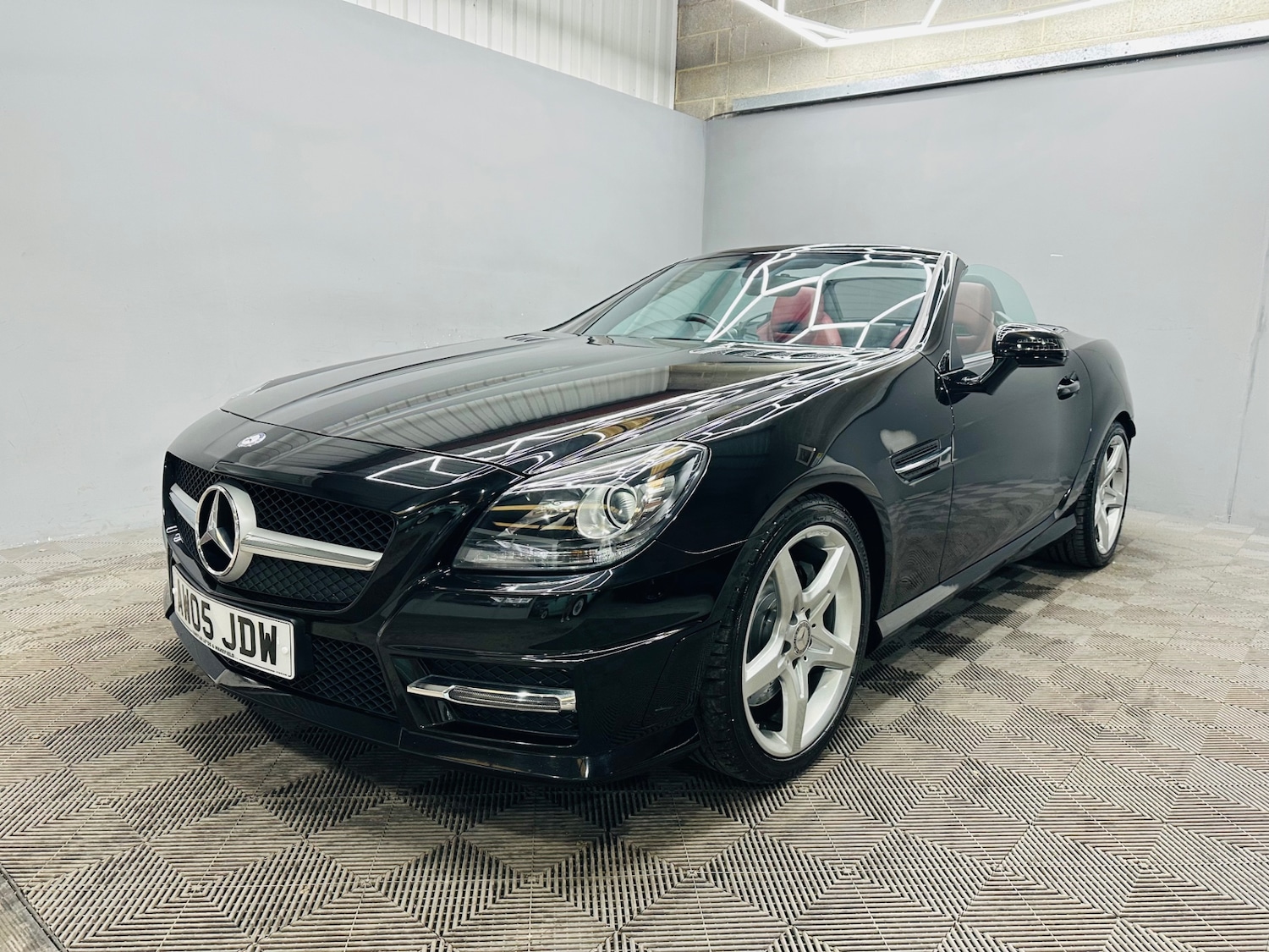 Used Mercedes-Benz SLK 2015 for sale - 76058217: Photo 7