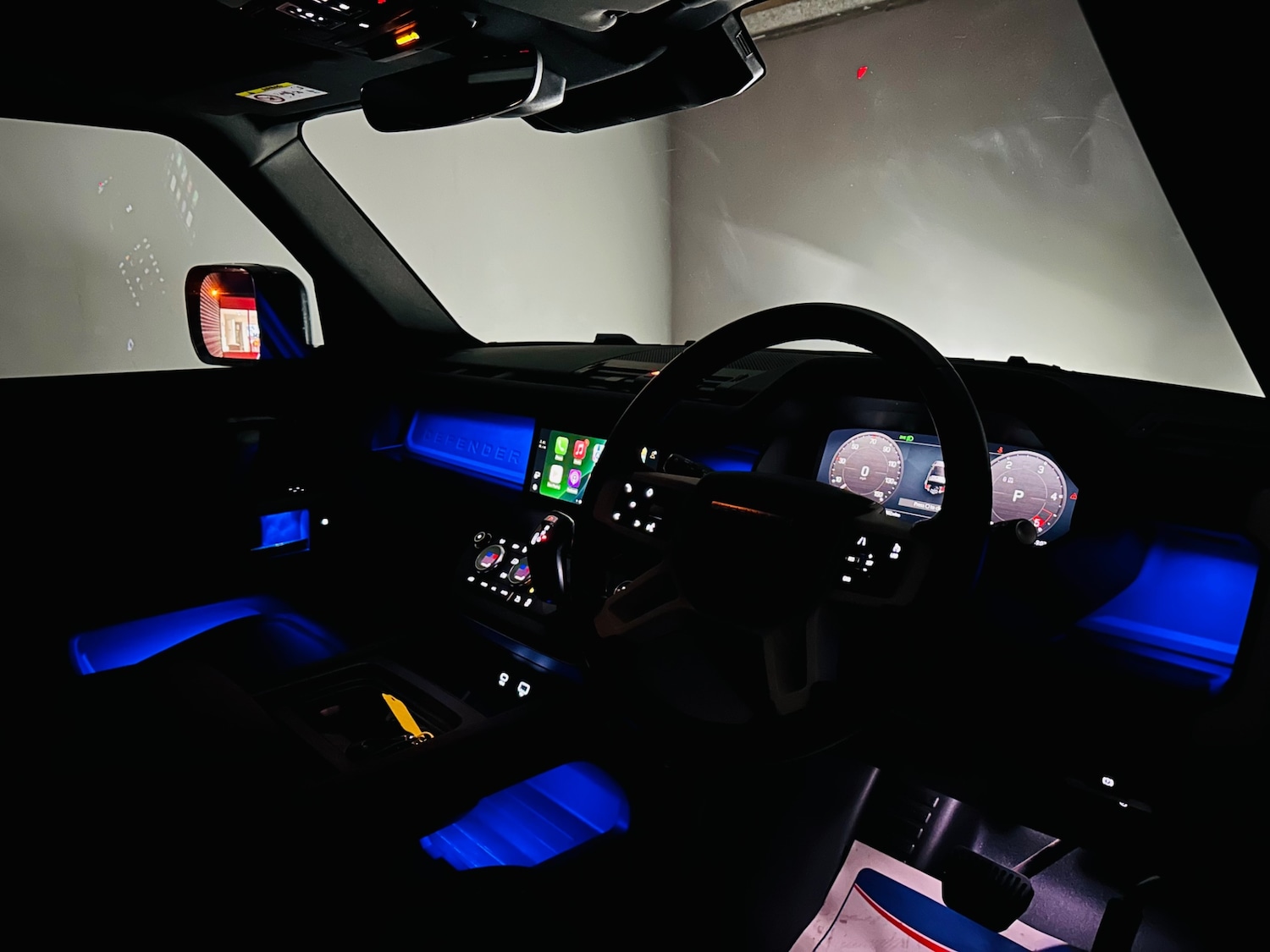 Used Land Rover Defender 2023 for sale - 76058264: Photo 15