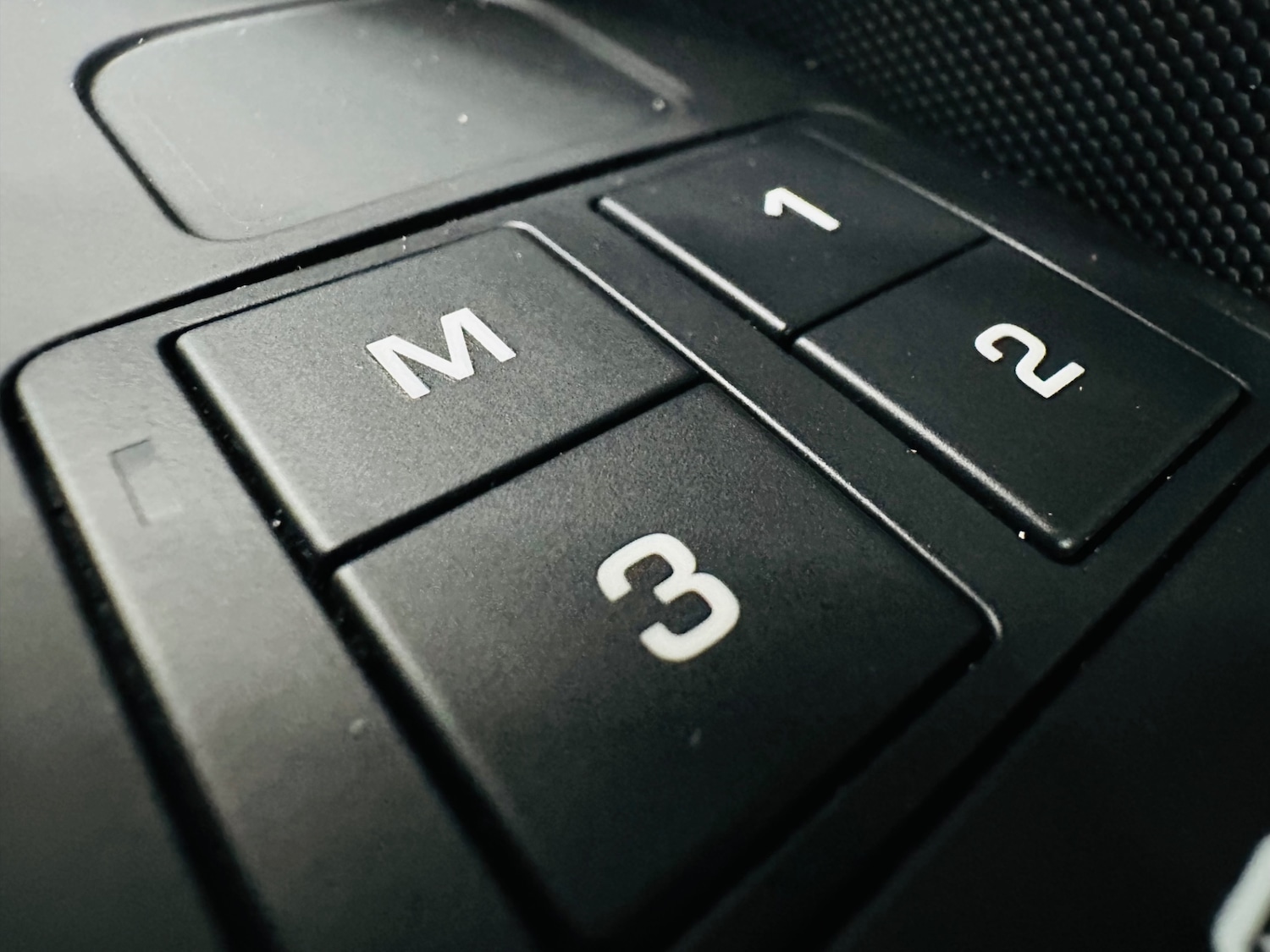 Used Land Rover Defender 2023 for sale - 76058264: Photo 26