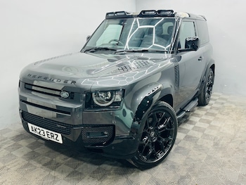 Used Land Rover Defender 2023 for sale - 76058264: Photo