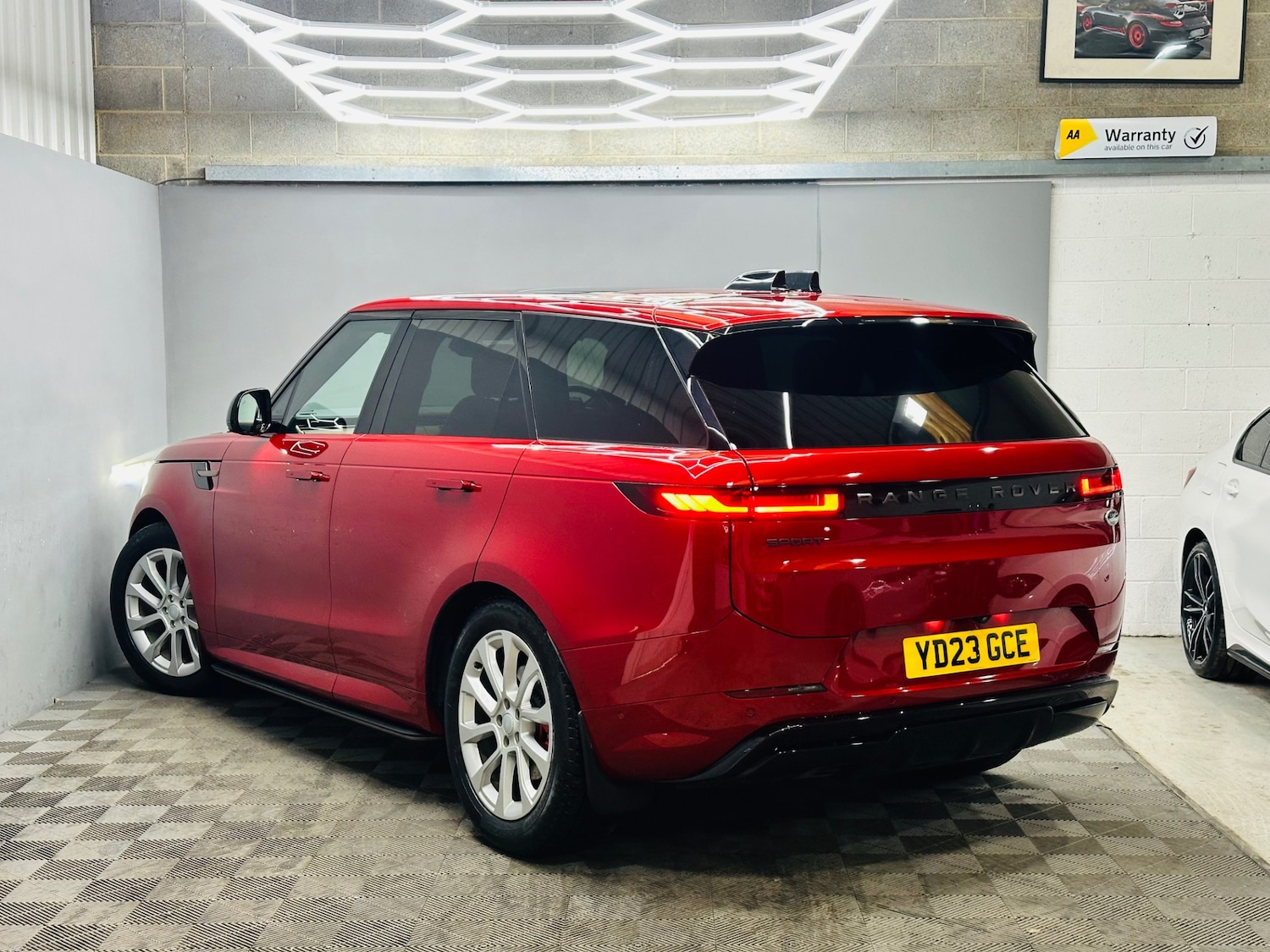 Used Land Rover Range Rover Sport 2023 for sale - 76347267: Photo 10