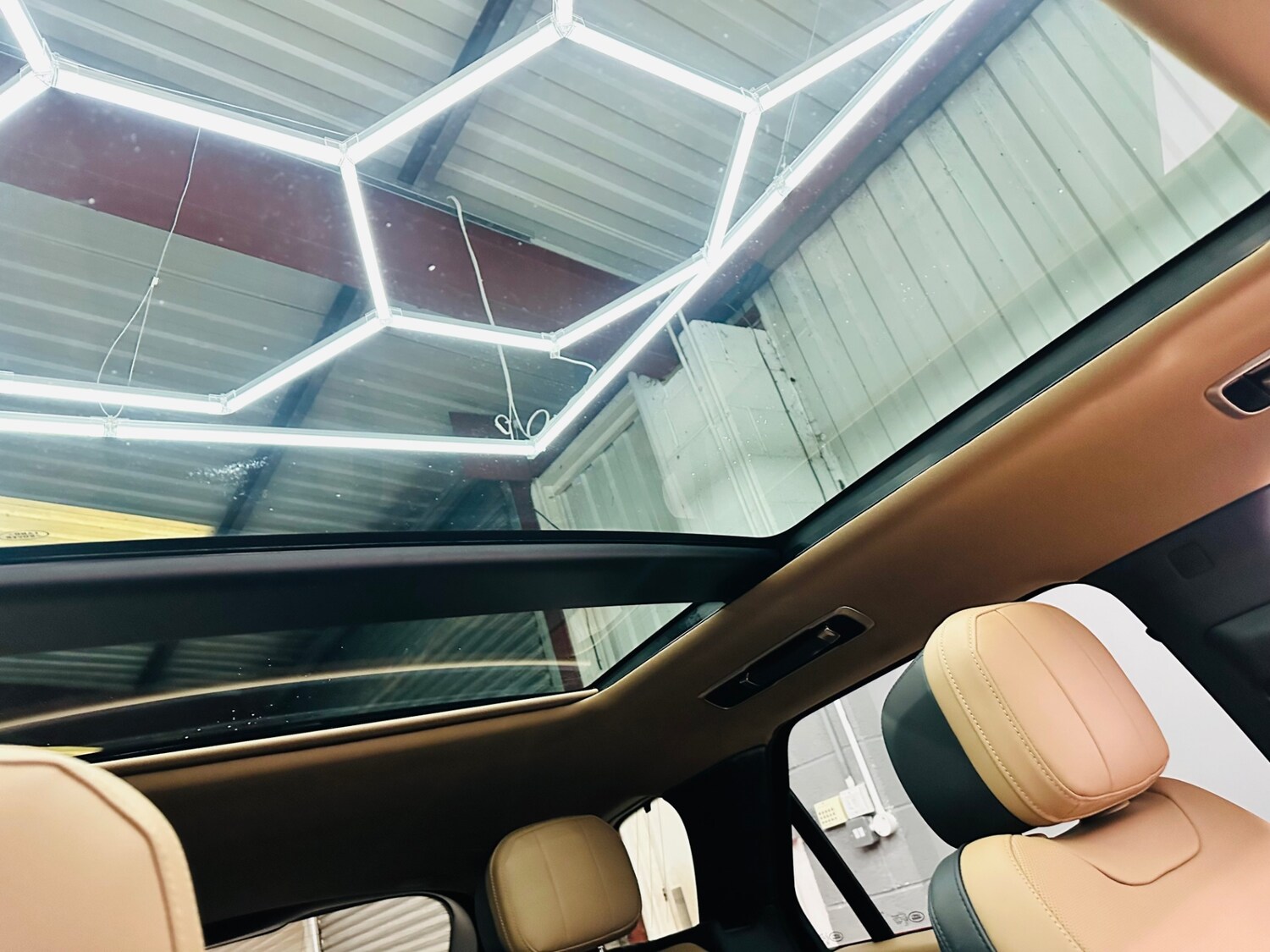 Used Land Rover Range Rover Sport 2023 for sale - 76347267: Photo 12