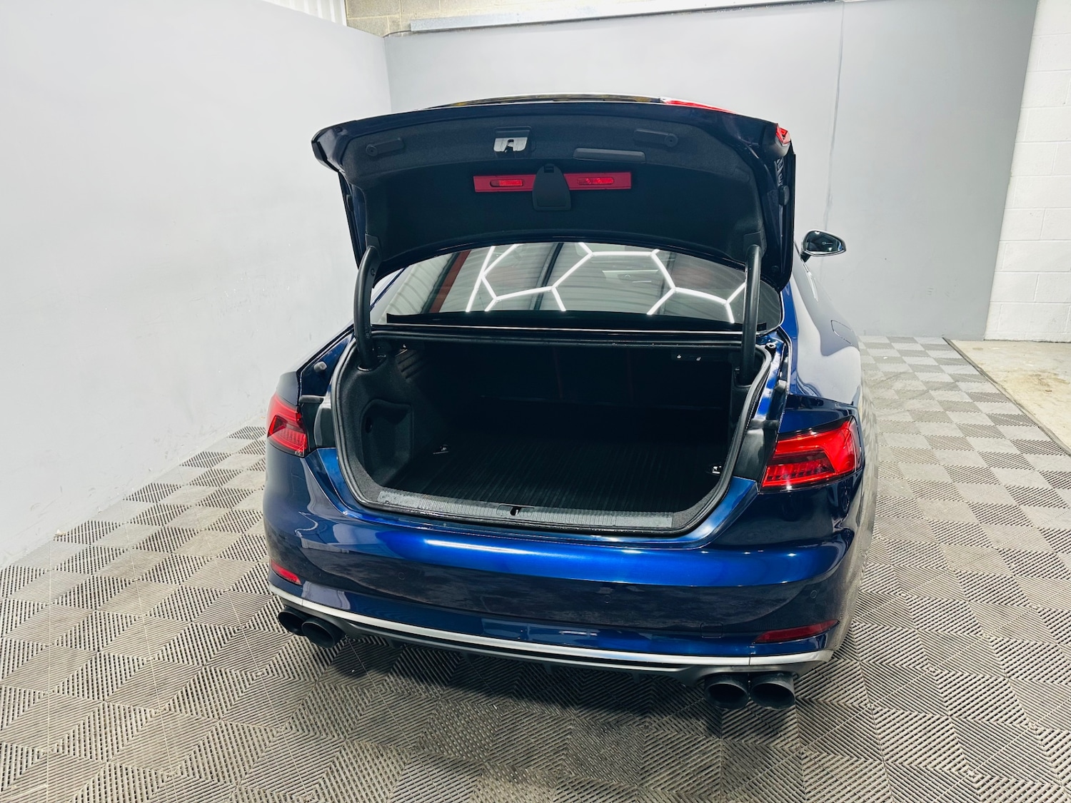 Used Audi A5 2017 for sale - 76545880: Photo 22