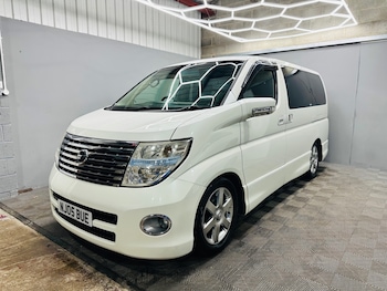 Used Nissan Elgrand undefined for sale - 77154168: Photo