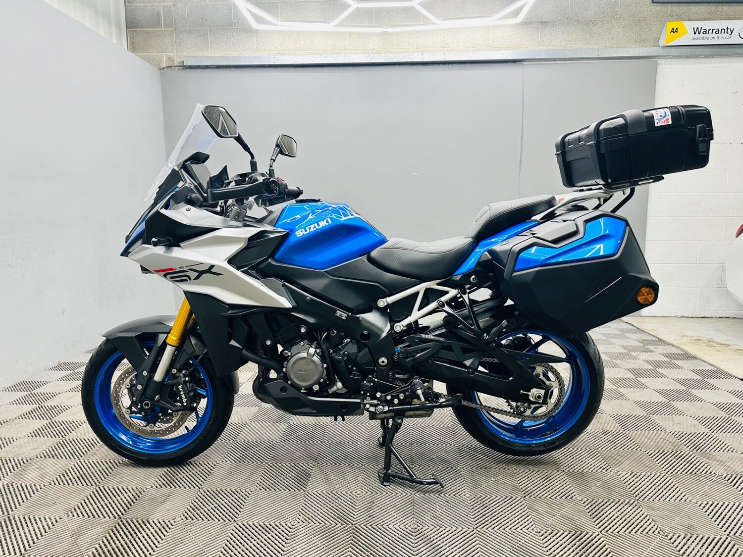 Suzuki GSX-S