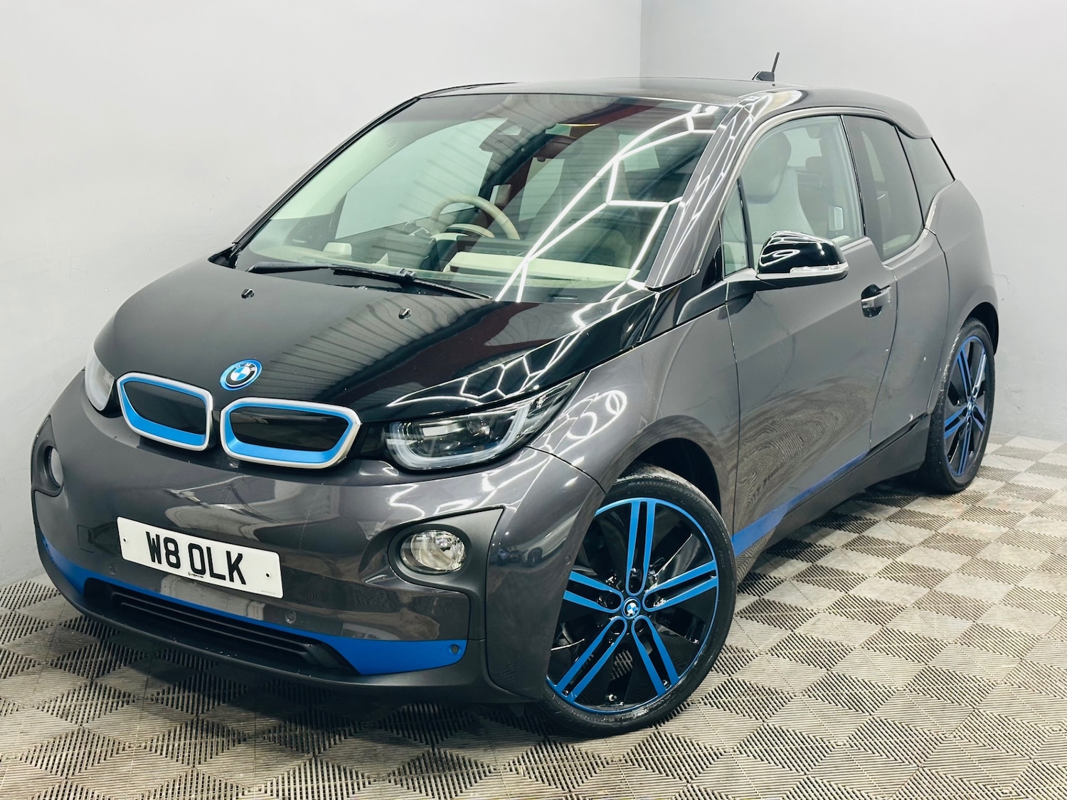 Used BMW i3 2015 for sale - 76906396: Photo 1