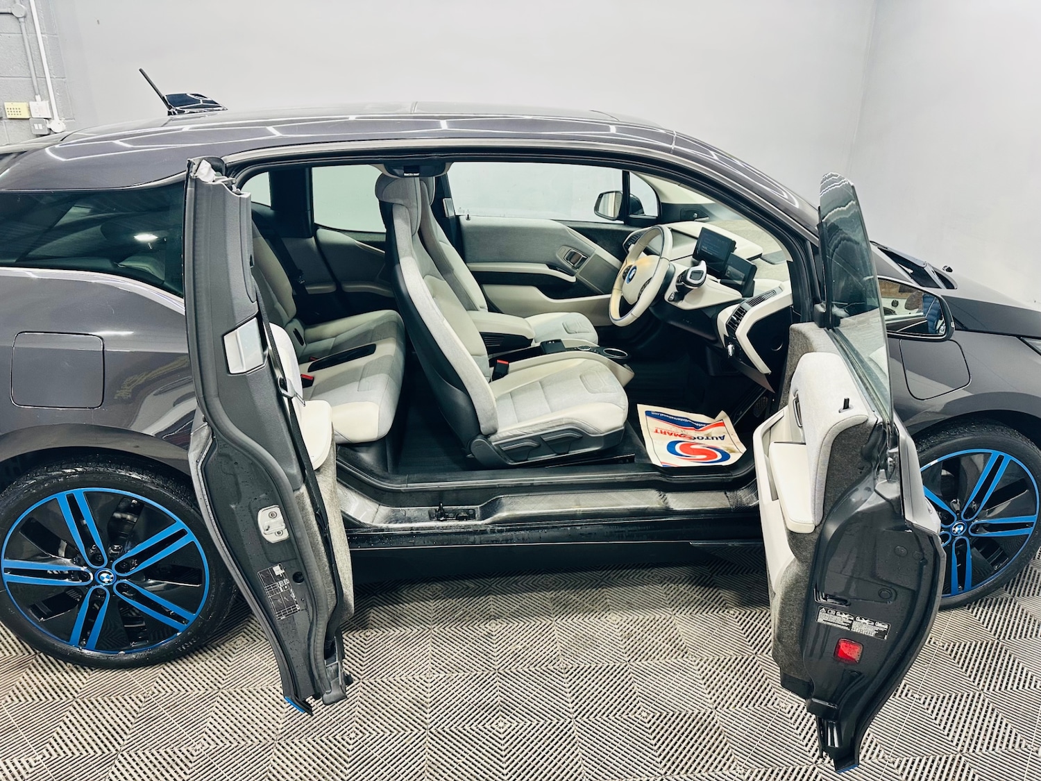 Used BMW i3 2015 for sale - 76906396: Photo 20