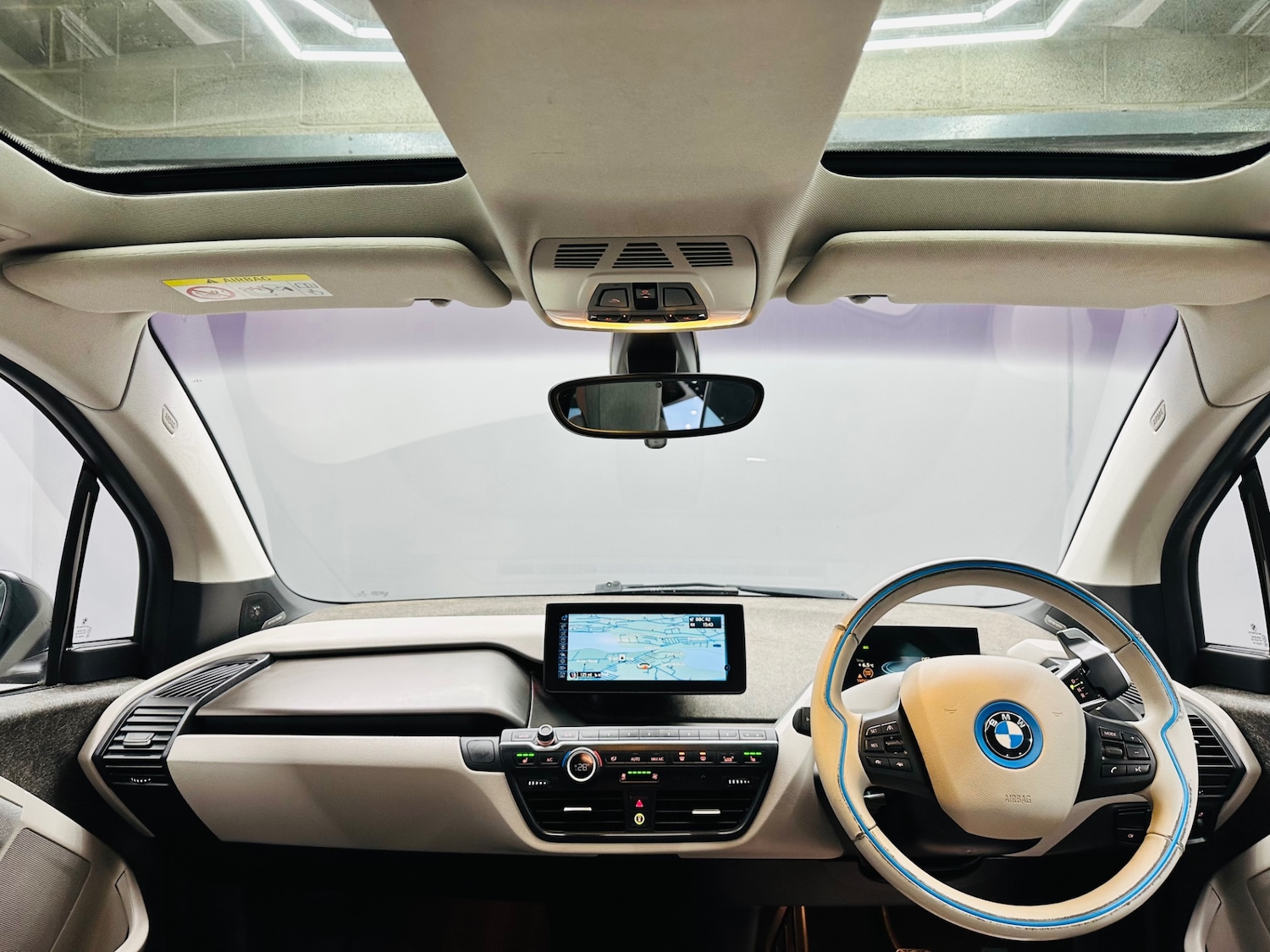 Used BMW i3 2015 for sale - 76906396: Photo 9