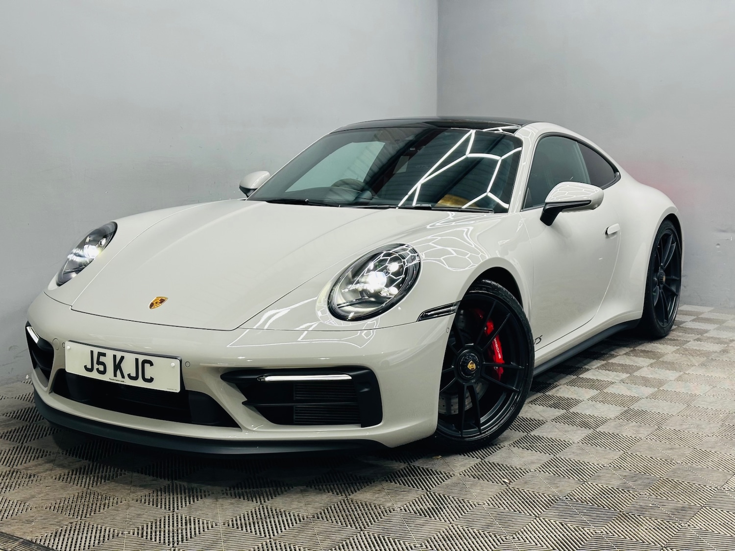 Used Porsche 911 2022 for sale - 76302622: Photo 1