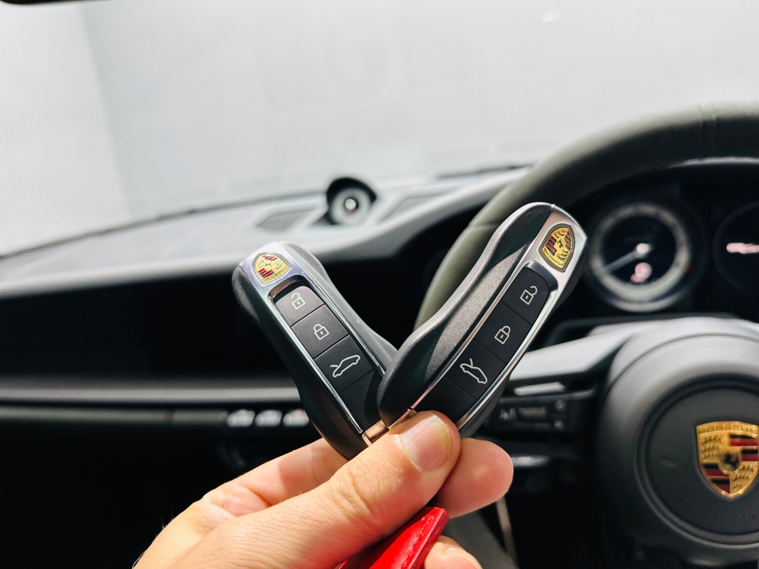 Used Porsche 911 2022 for sale - 76302622: Photo 22