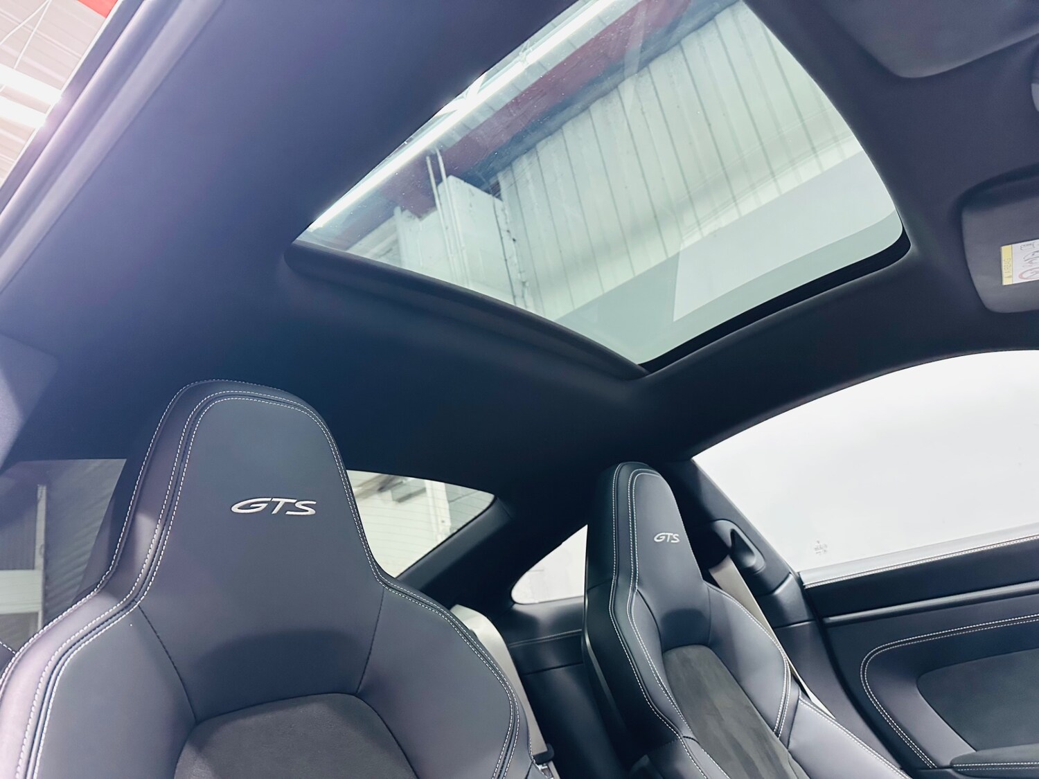 Used Porsche 911 2022 for sale - 76302622: Photo 25