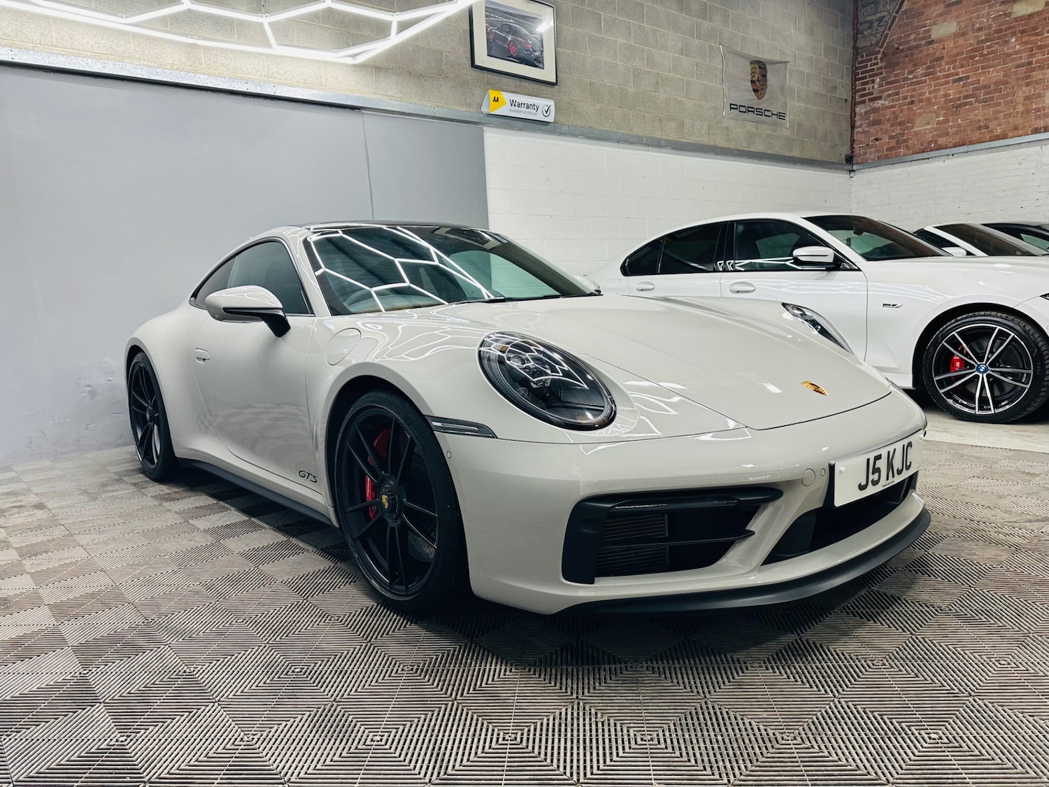 Used Porsche 911 2022 for sale - 76302622: Photo 5