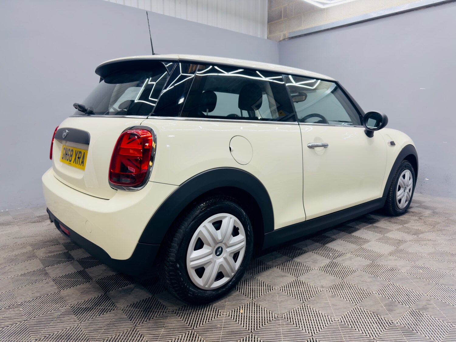 Used MINI Hatch 2018 for sale - 75764404: Photo 19