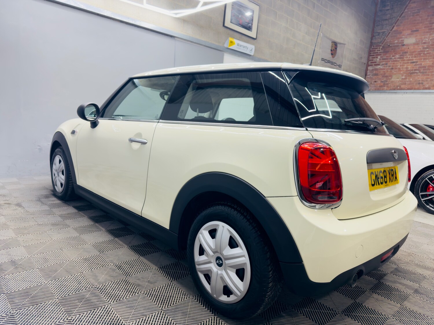 Used MINI Hatch 2018 for sale - 75764404: Photo 20