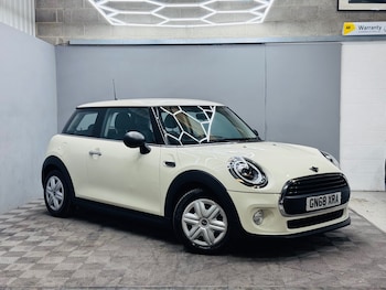Used MINI Hatch 2018 for sale - 75764404: Photo