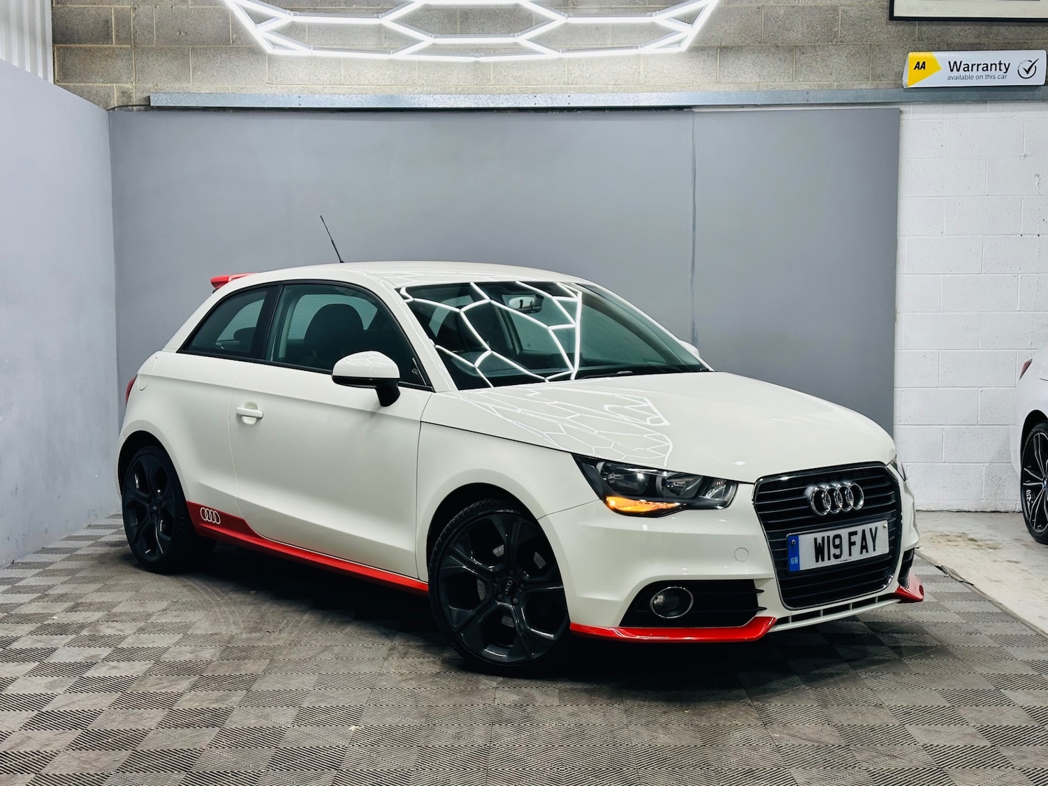 Used Audi A1 2012 for sale - 77097021: Photo 2