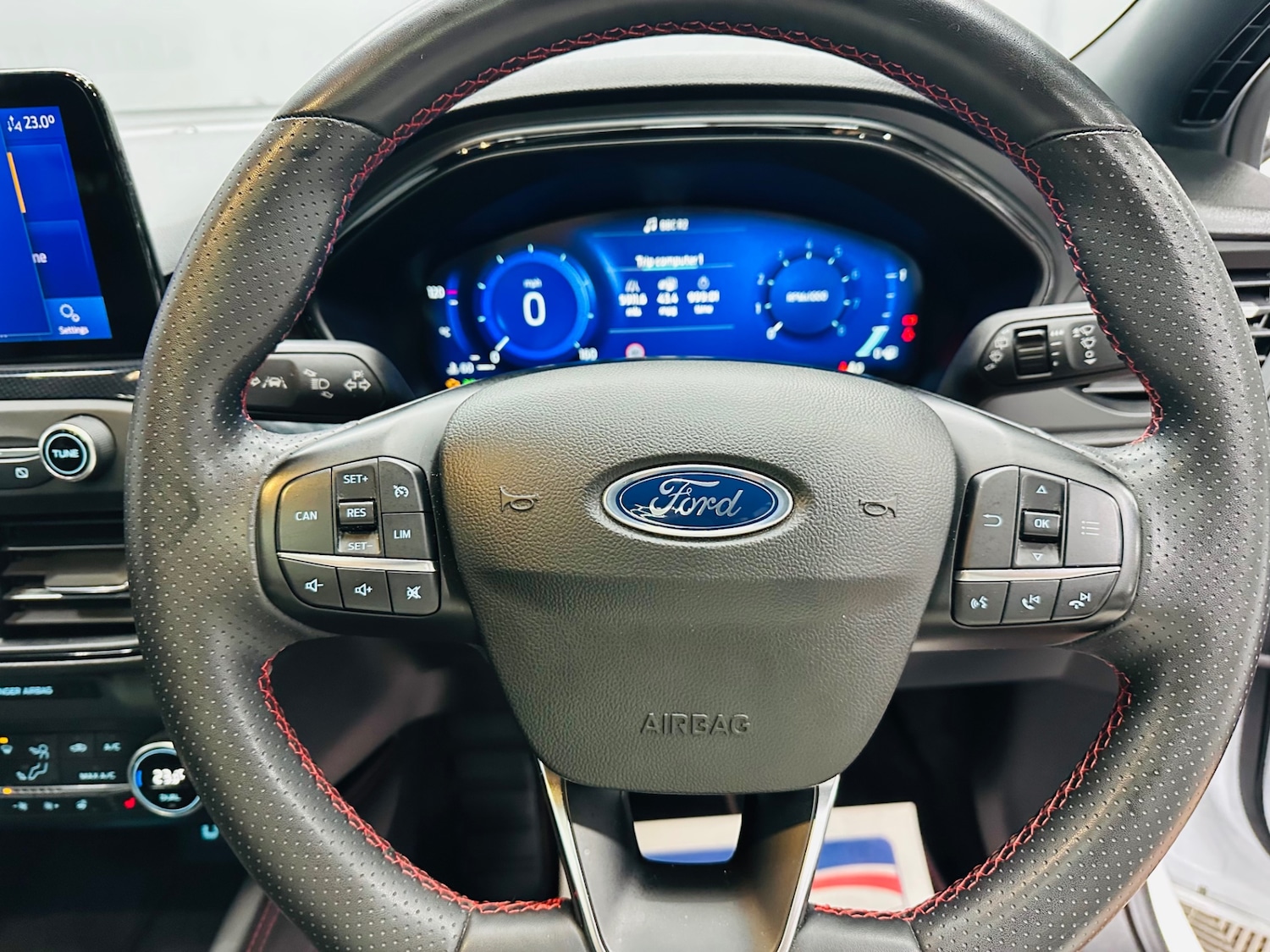 Used Ford Focus 2021 for sale - 76127685: Photo 20