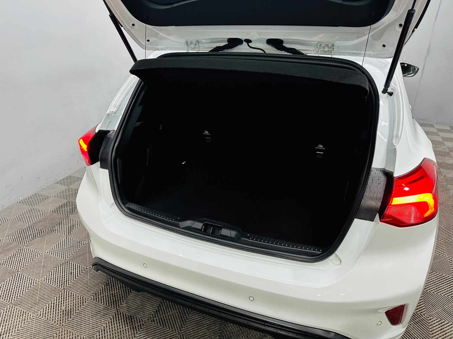 Used Ford Focus 2021 for sale - 76127685: Photo 26