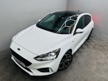 Used Ford Focus 2021 for sale - 76127685: Photo 2