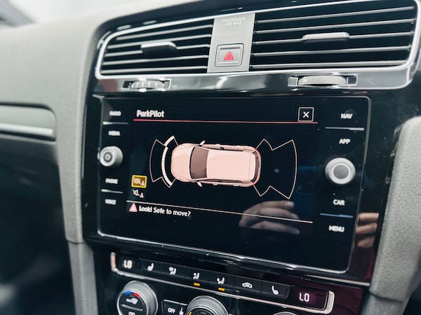 Used Volkswagen Golf 2018 for sale - 75205247: Photo 14
