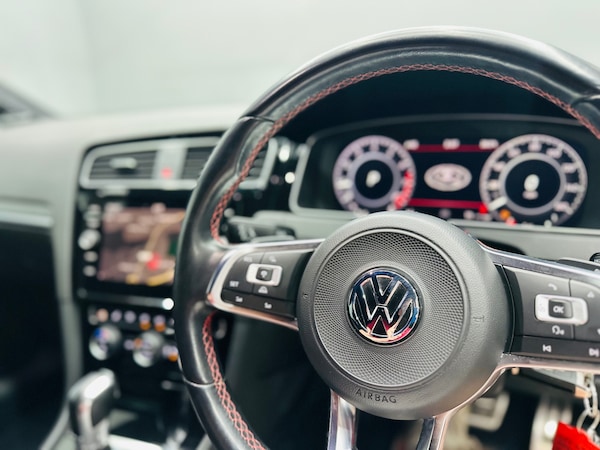 Used Volkswagen Golf 2018 for sale - 75205247: Photo 16