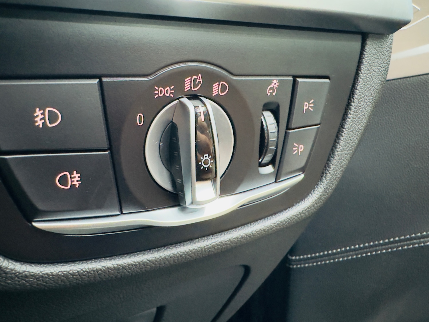 Used BMW X4 2019 for sale - 76319489: Photo 8