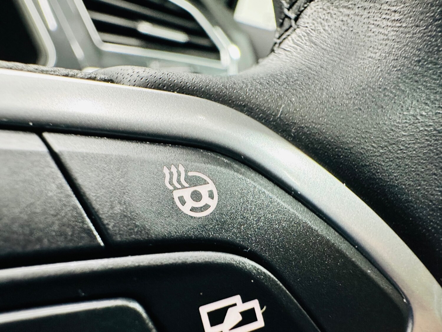 Used Volkswagen Tiguan 2023 for sale - 77351272: Photo 15