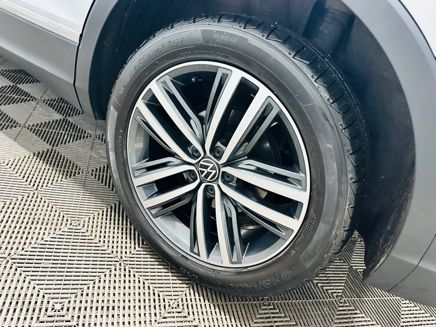 Used Volkswagen Tiguan 2023 for sale - 77351272: Photo 27