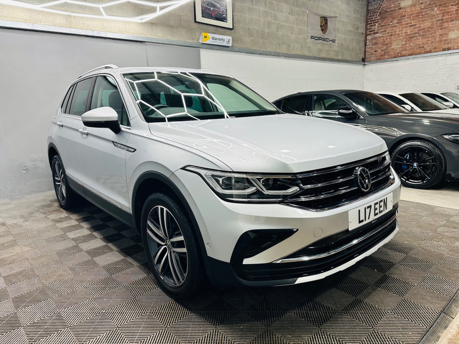 Used Volkswagen Tiguan 2023 for sale - 77351272: Photo 3