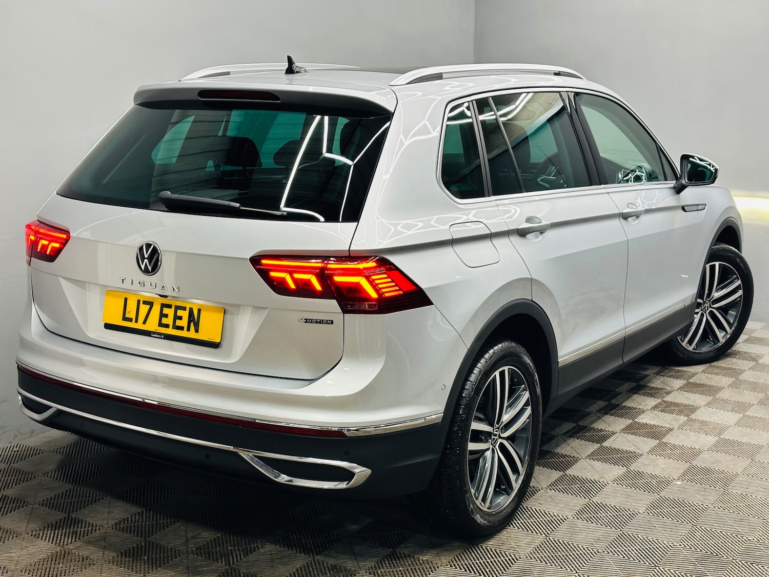 Used Volkswagen Tiguan 2023 for sale - 77351272: Photo 7