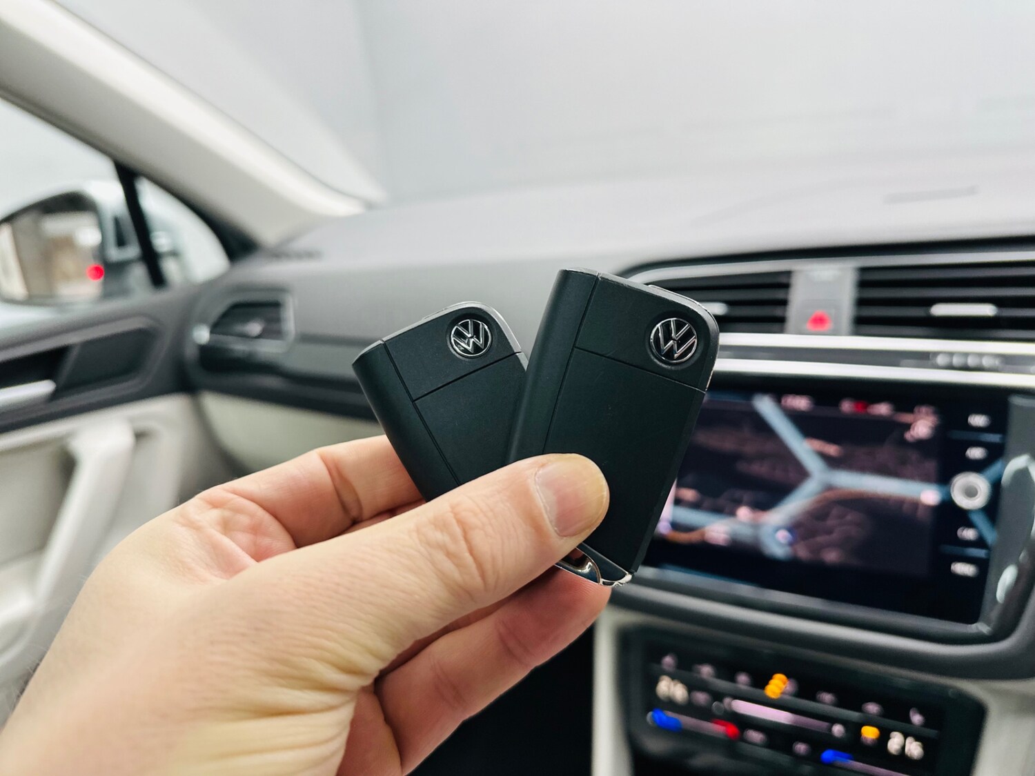 Used Volkswagen Tiguan 2023 for sale - 77351272: Photo 8