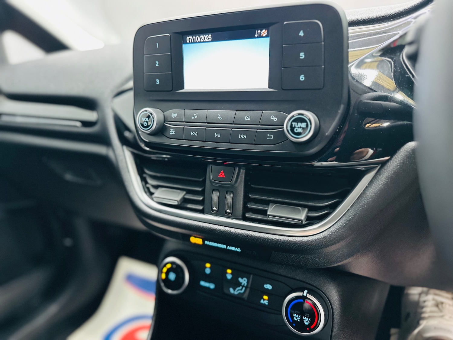 Used Ford Fiesta 2018 for sale - 76064734: Photo 9