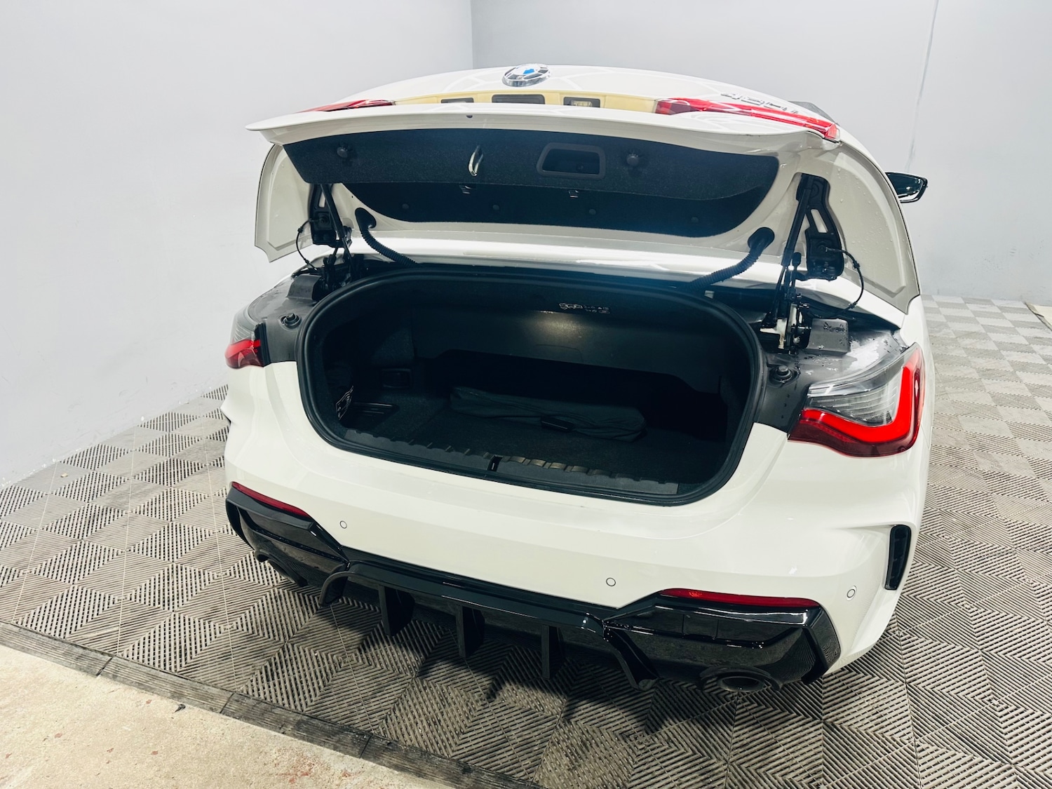 Used BMW 4 Series 2021 for sale - 76161176: Photo 31