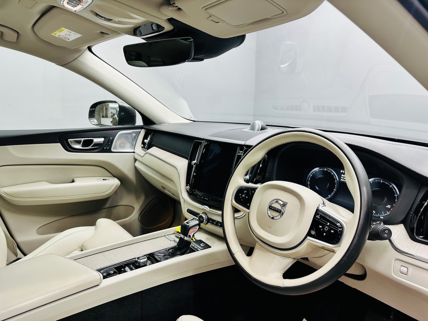 Used Volvo XC60 2019 for sale - 76626696: Photo 20