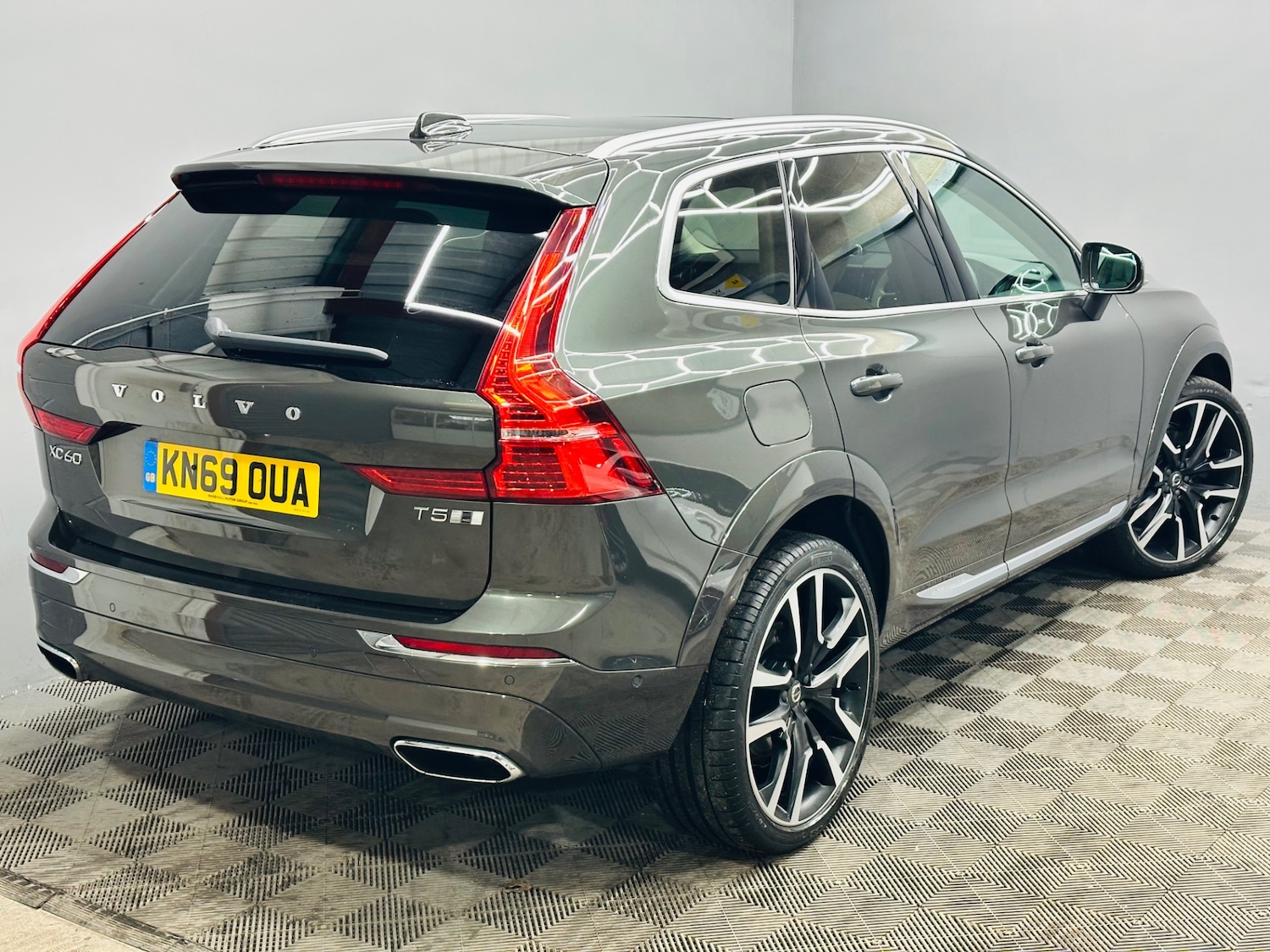 Used Volvo XC60 2019 for sale - 76626696: Photo 8