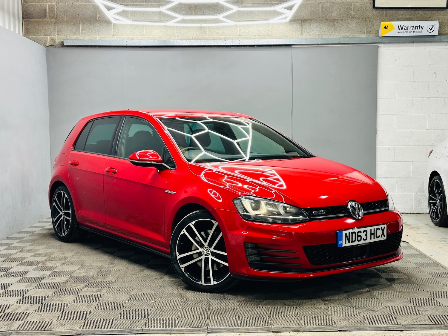 Used Volkswagen Golf 2013 for sale - 76941118: Photo 2