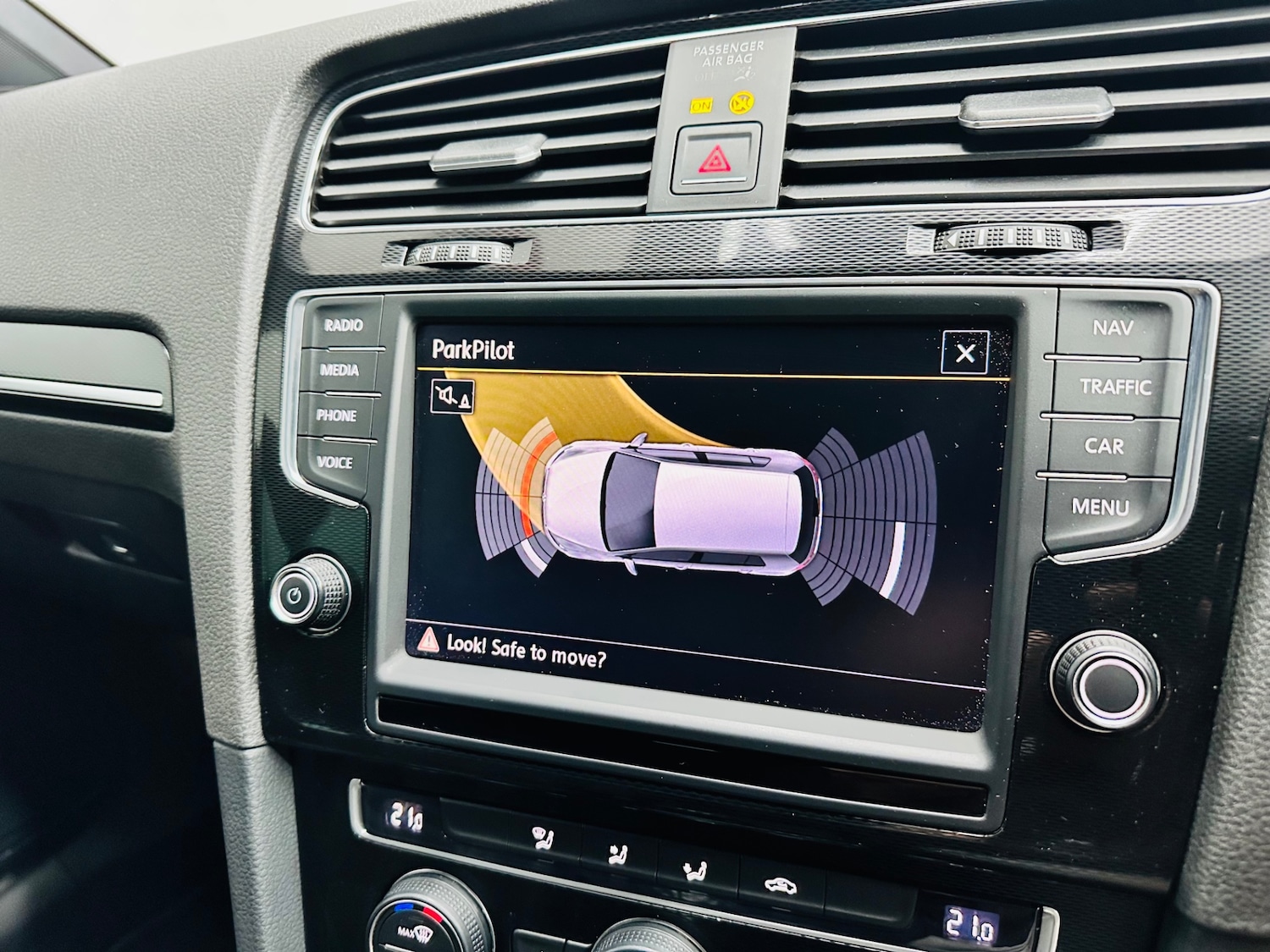 Used Volkswagen Golf 2013 for sale - 76941118: Photo 8