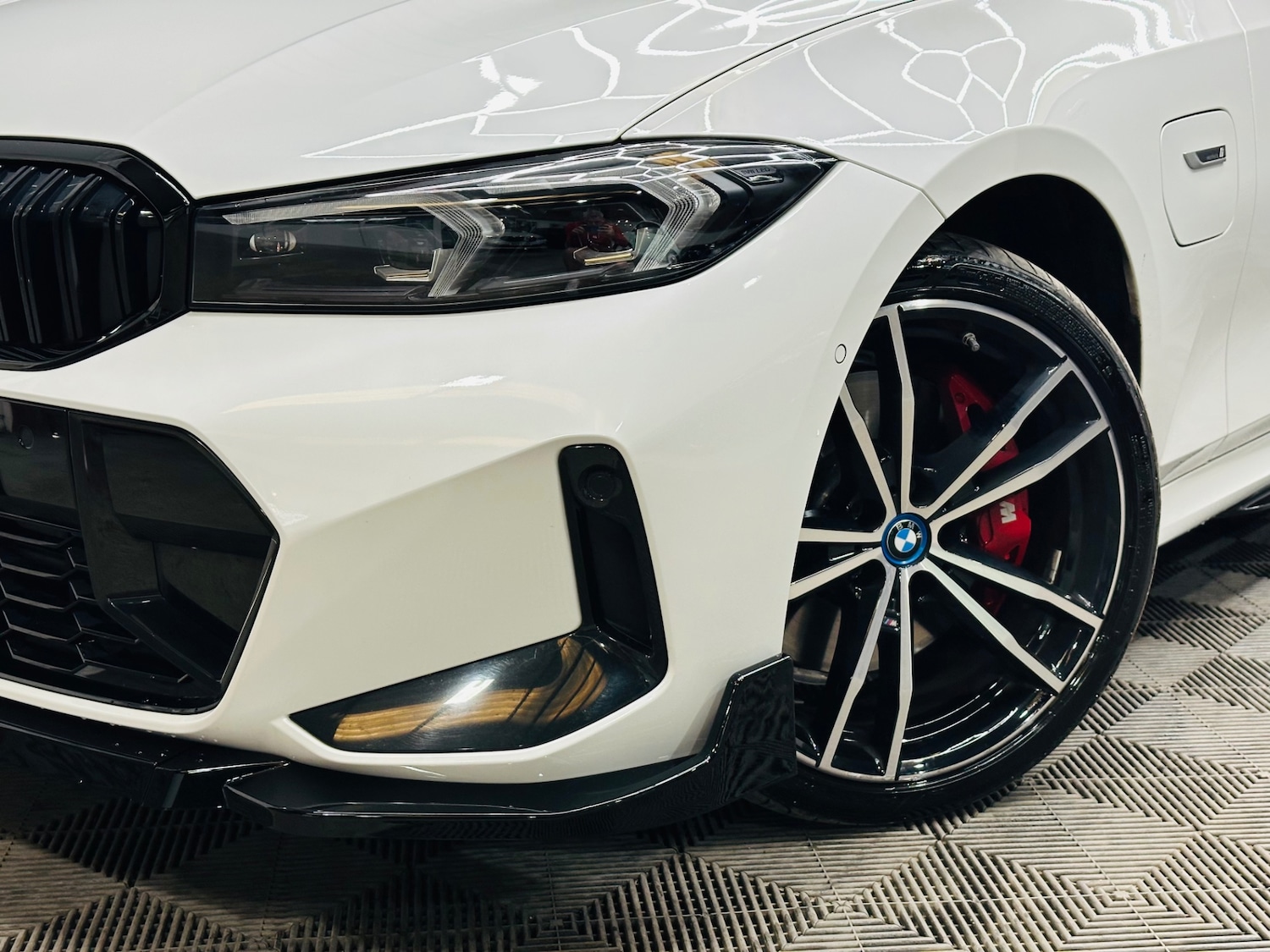 Used BMW 3 Series 2023 for sale - 76209968: Photo 2