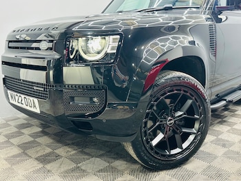 Used Land Rover Defender 2022 for sale - 75713996: Photo