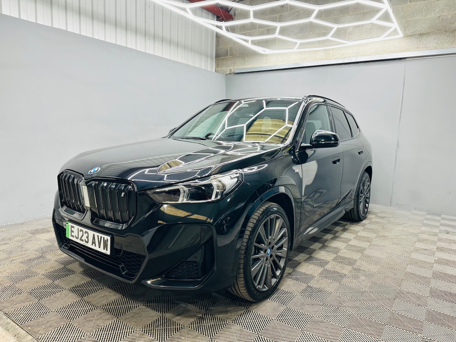 Used BMW iX1 2023 for sale - 77536123: Photo 4