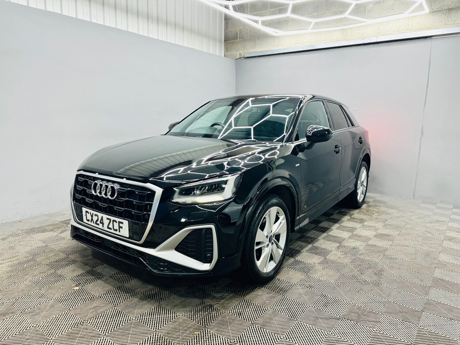 Used Audi Q2 2024 for sale - 76830445: Photo 4