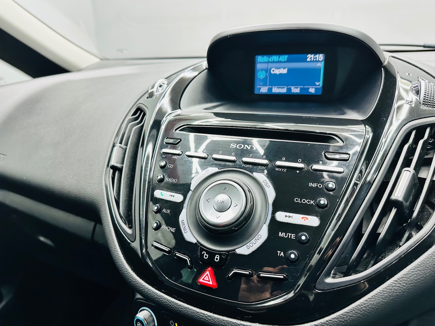 Used Ford B-MAX 2015 for sale - 76848614: Photo 10